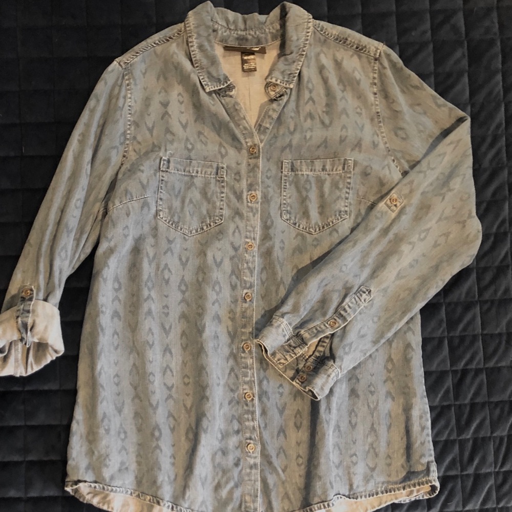 Patterned denim top